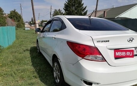 Hyundai Solaris II рестайлинг, 2011 год, 370 000 рублей, 8 фотография