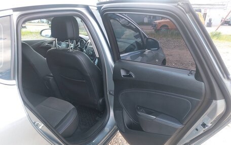 Opel Astra J, 2011 год, 619 000 рублей, 25 фотография