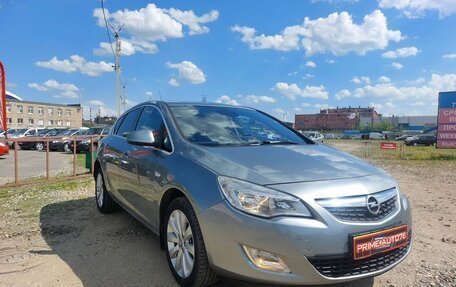 Opel Astra J, 2011 год, 619 000 рублей, 31 фотография