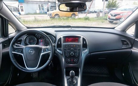 Opel Astra J, 2011 год, 619 000 рублей, 50 фотография