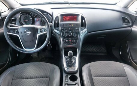 Opel Astra J, 2011 год, 619 000 рублей, 49 фотография