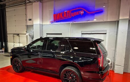 Cadillac Escalade V, 2024 год, 16 119 000 рублей, 3 фотография