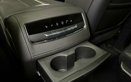 Cadillac Escalade V, 2024 год, 16 119 000 рублей, 20 фотография