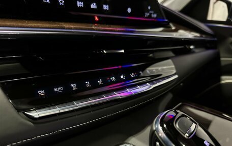 Cadillac Escalade V, 2024 год, 16 119 000 рублей, 18 фотография