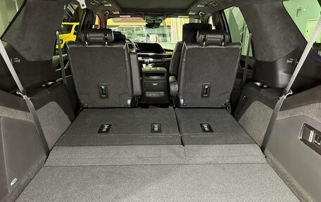 Cadillac Escalade V, 2024 год, 16 119 000 рублей, 15 фотография
