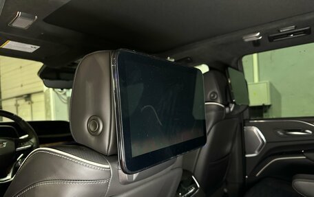 Cadillac Escalade V, 2024 год, 16 119 000 рублей, 22 фотография