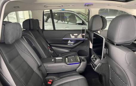 Mercedes-Benz GLS, 2024 год, 20 500 000 рублей, 22 фотография