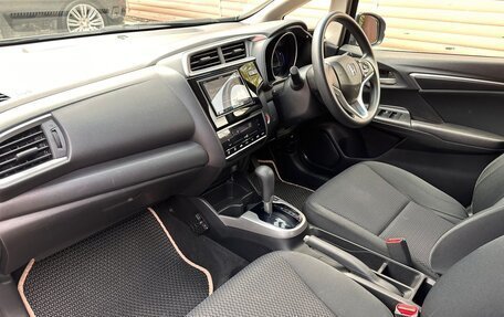 Honda Fit III, 2019 год, 1 400 000 рублей, 13 фотография
