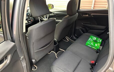 Honda Fit III, 2019 год, 1 400 000 рублей, 14 фотография