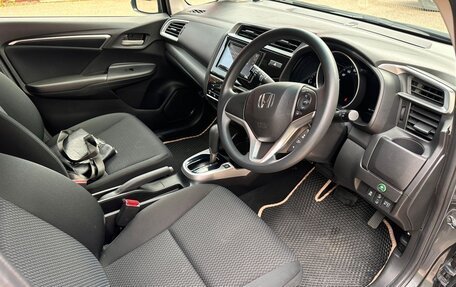 Honda Fit III, 2019 год, 1 400 000 рублей, 10 фотография