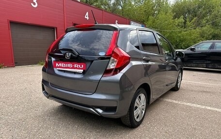 Honda Fit III, 2019 год, 1 400 000 рублей, 5 фотография