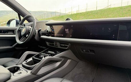 Porsche Cayenne III, 2024 год, 17 995 000 рублей, 8 фотография