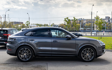 Porsche Cayenne III, 2024 год, 19 490 000 рублей, 6 фотография