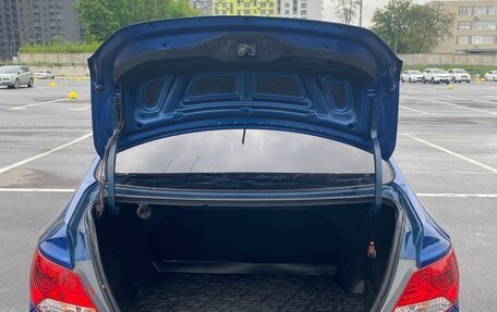 Hyundai Solaris II рестайлинг, 2011 год, 530 000 рублей, 20 фотография