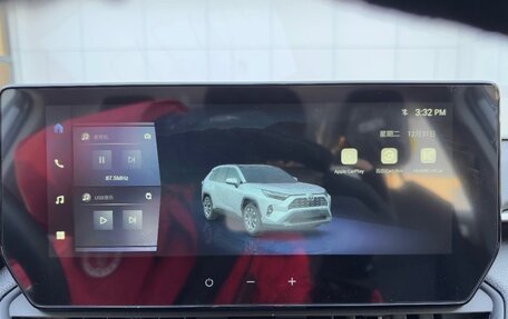 Toyota RAV4, 2025 год, 2 620 000 рублей, 9 фотография