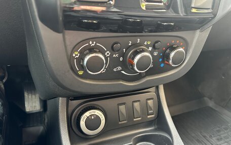Renault Duster I рестайлинг, 2018 год, 1 095 000 рублей, 13 фотография