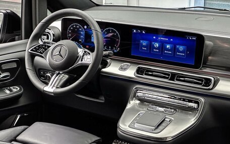 Mercedes-Benz V-Класс, 2024 год, 14 400 000 рублей, 13 фотография