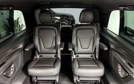 Mercedes-Benz V-Класс, 2024 год, 14 400 000 рублей, 28 фотография