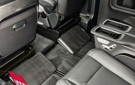 Mercedes-Benz V-Класс, 2024 год, 14 400 000 рублей, 24 фотография