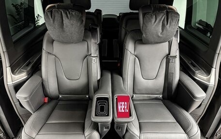 Mercedes-Benz V-Класс, 2024 год, 14 400 000 рублей, 26 фотография
