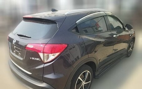 Honda Vezel, 2022 год, 1 530 000 рублей, 2 фотография