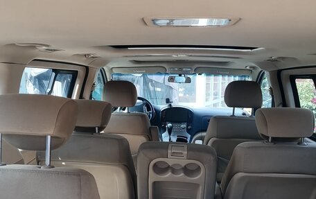 Hyundai Grand Starex Grand Starex I рестайлинг 2, 2008 год, 1 500 000 рублей, 4 фотография