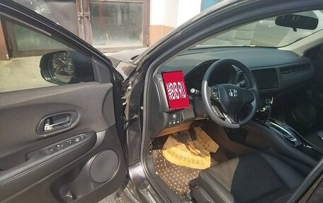 Honda Vezel, 2022 год, 1 530 000 рублей, 3 фотография