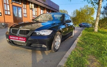 BMW 3 серия, 2007 год, 700 000 рублей, 3 фотография