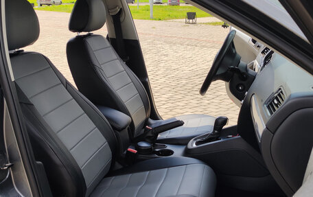 Volkswagen Jetta VI, 2012 год, 750 000 рублей, 20 фотография