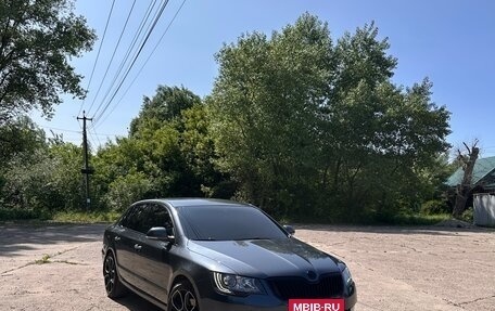 Skoda Superb III рестайлинг, 2013 год, 1 850 000 рублей, 4 фотография