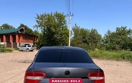 Skoda Superb III рестайлинг, 2013 год, 1 850 000 рублей, 6 фотография