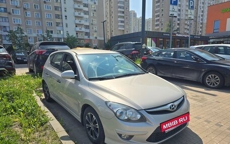 Hyundai i30 I, 2010 год, 850 000 рублей, 3 фотография