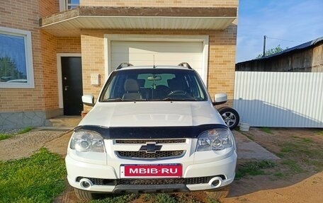 Chevrolet Niva I рестайлинг, 2012 год, 499 000 рублей, 6 фотография