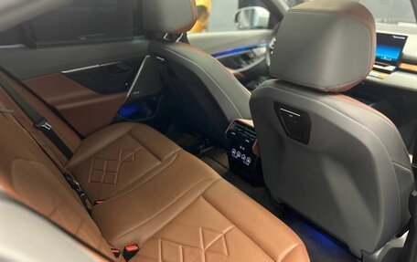 BMW 5 серия, 2023 год, 8 310 000 рублей, 23 фотография