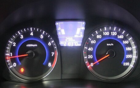 Hyundai Solaris II рестайлинг, 2012 год, 670 000 рублей, 13 фотография