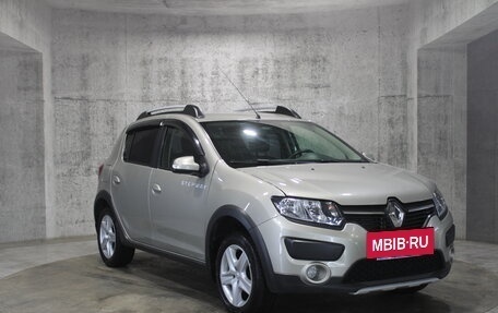 Renault Sandero II рестайлинг, 2015 год, 785 000 рублей, 3 фотография