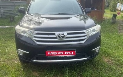 Toyota Highlander III, 2012 год, 2 300 000 рублей, 1 фотография