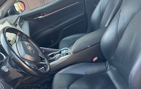 Toyota Camry, 2021 год, 3 600 000 рублей, 6 фотография