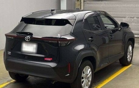 Toyota Yaris Cross, 2021 год, 1 490 000 рублей, 2 фотография