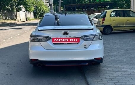 Toyota Camry, 2021 год, 3 600 000 рублей, 3 фотография