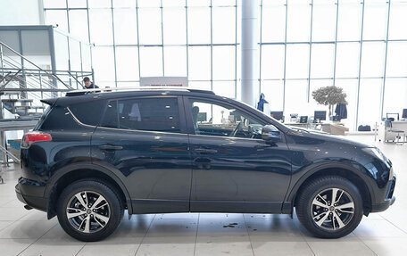 Toyota RAV4, 2016 год, 2 450 000 рублей, 8 фотография