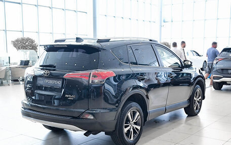 Toyota RAV4, 2016 год, 2 450 000 рублей, 9 фотография
