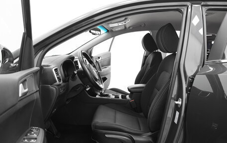 KIA Sportage IV рестайлинг, 2020 год, 2 150 000 рублей, 21 фотография