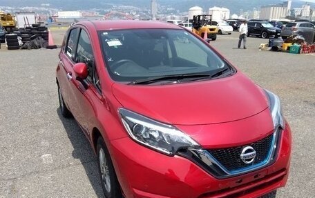 Nissan Note II рестайлинг, 2018 год, 930 000 рублей, 2 фотография