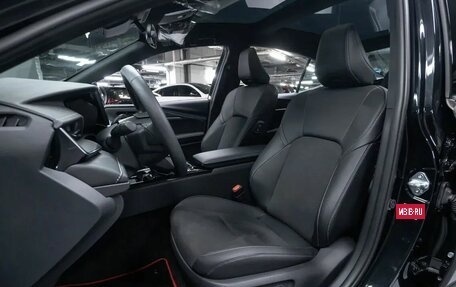 Toyota Camry, 2025 год, 5 000 000 рублей, 12 фотография