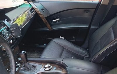 BMW 5 серия, 2005 год, 900 000 рублей, 1 фотография