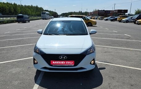 Hyundai Solaris II рестайлинг, 2020 год, 1 200 000 рублей, 1 фотография