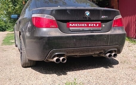 BMW 5 серия, 2005 год, 900 000 рублей, 4 фотография