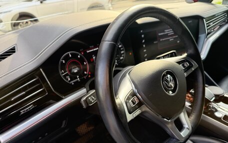 Volkswagen Touareg III, 2021 год, 6 400 000 рублей, 5 фотография