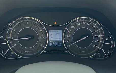Infiniti QX56, 2013 год, 1 800 000 рублей, 5 фотография